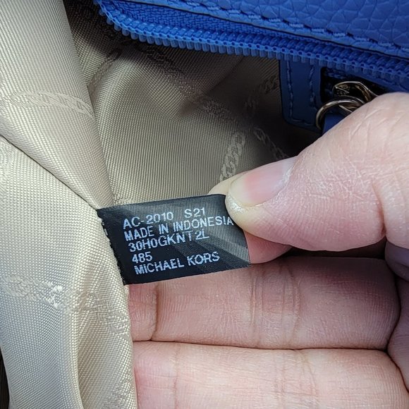 Michael Kors Beck Large Convertible Tote South Pacific Blue - Picture 7 of 10